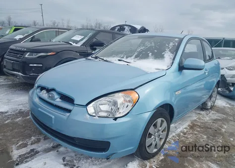2010 Hyundai Accent Gs z USA, uszkodzony, nr VIN KMHCM3AC7AU158627